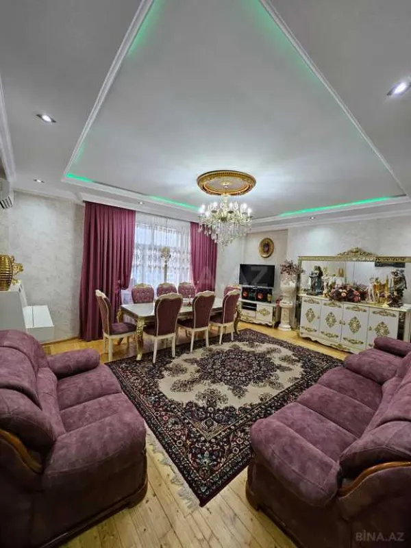 Satılır 2 otaqlı mənzil 70 m²