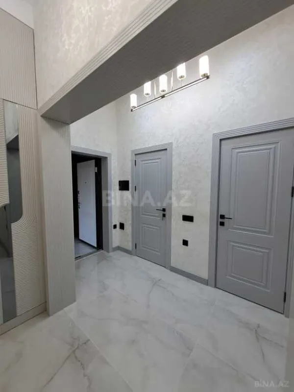Satılır 3 otaqlı mənzil 96 m²