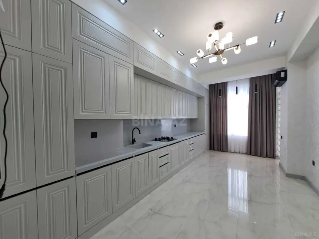 Satılır 3 otaqlı mənzil 96 m²