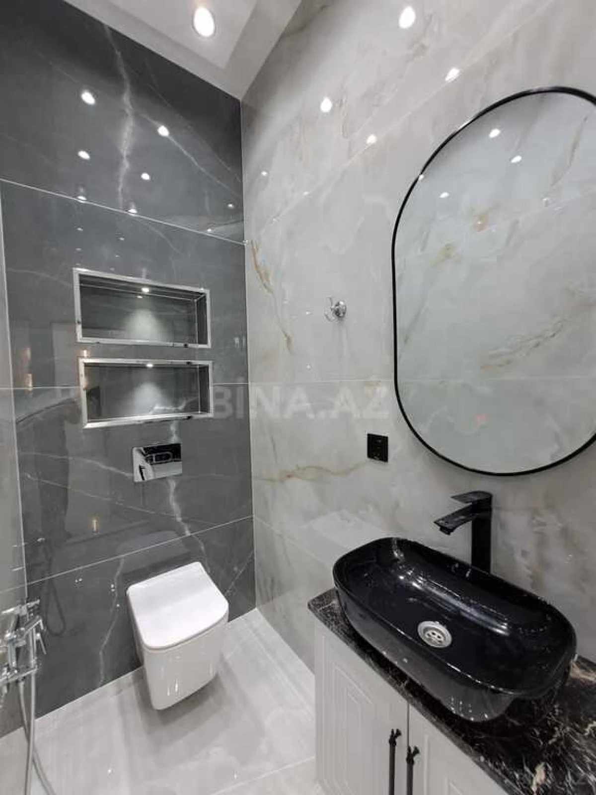 Satılır 3 otaqlı mənzil 96 m²