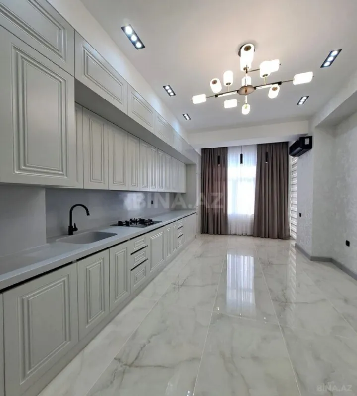 Satılır 3 otaqlı mənzil 96 m²