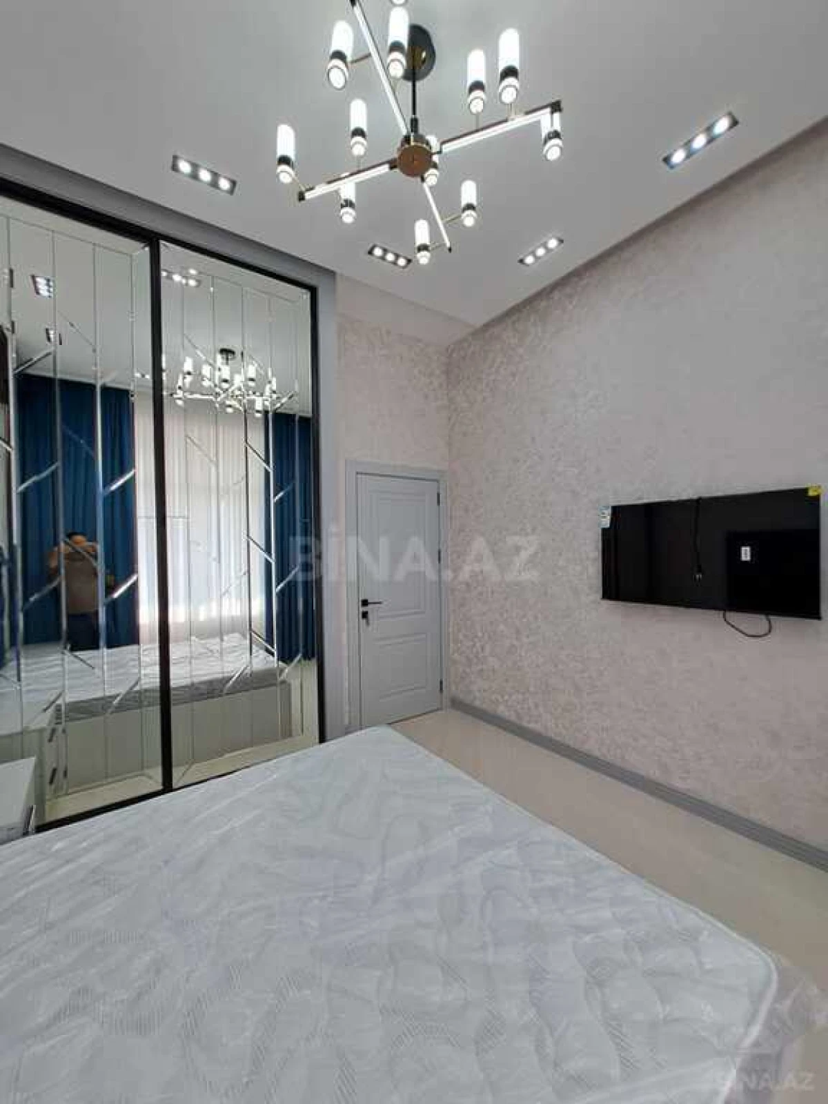 Satılır 3 otaqlı mənzil 96 m²