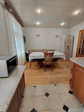 Satılır 4 otaqlı mənzil 100 m²