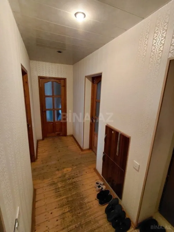 Satılır 4 otaqlı mənzil 100 m²