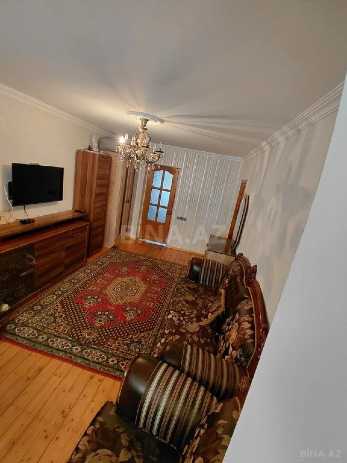 Satılır 4 otaqlı mənzil 100 m²