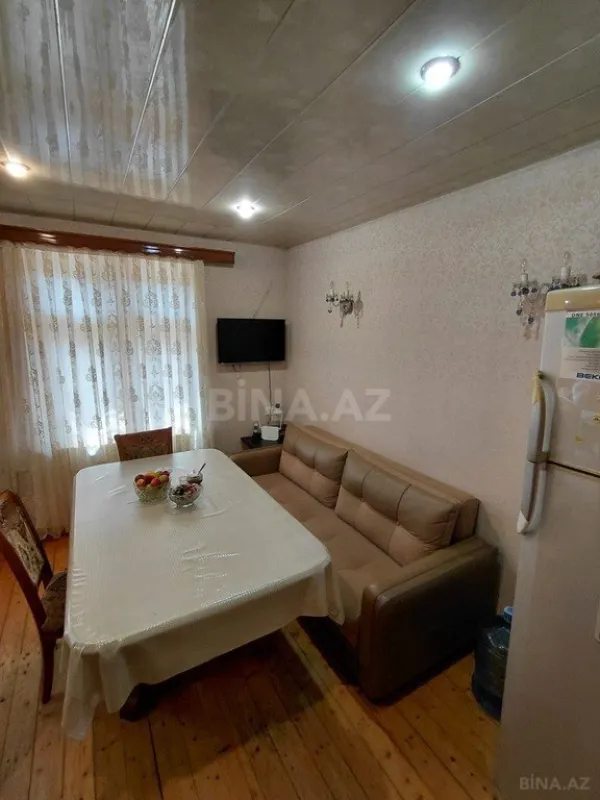 Satılır 4 otaqlı mənzil 100 m²