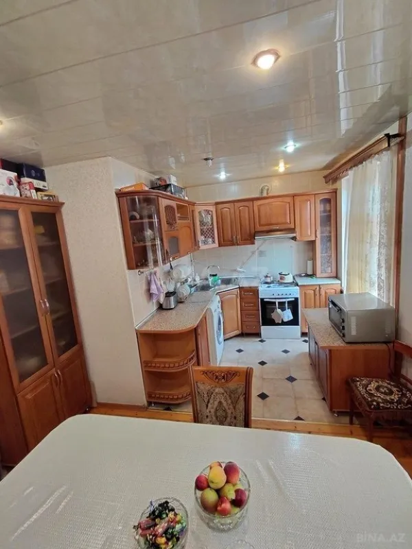 Satılır 4 otaqlı mənzil 100 m²