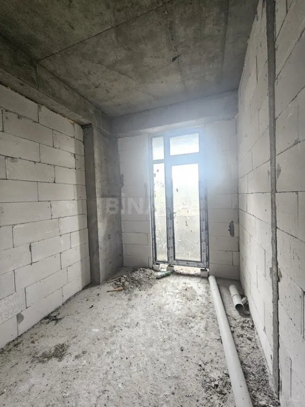 Satılır 3 otaqlı mənzil 110.9 m²