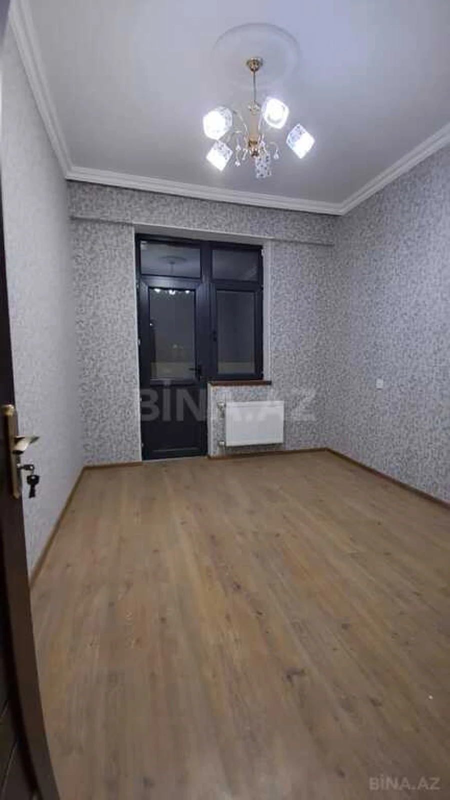 Satılır 3 otaqlı mənzil 95 m²