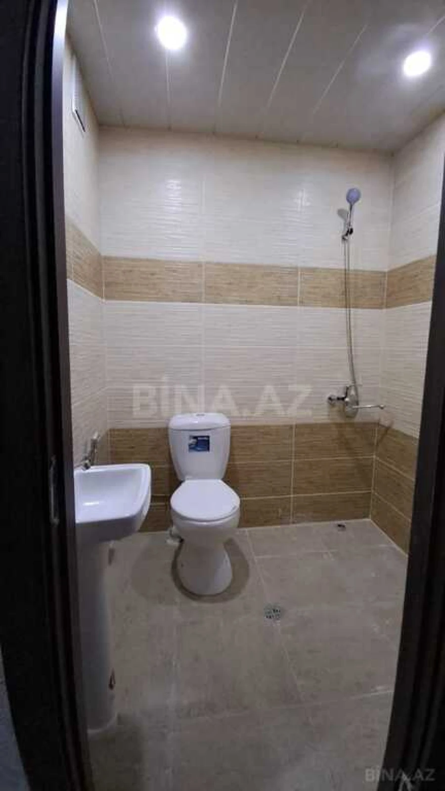 Satılır 3 otaqlı mənzil 95 m²