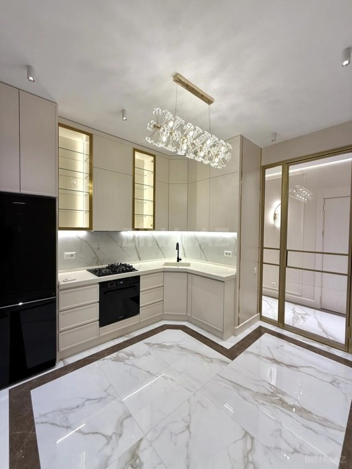 Satılır 3 otaqlı mənzil 85 m²