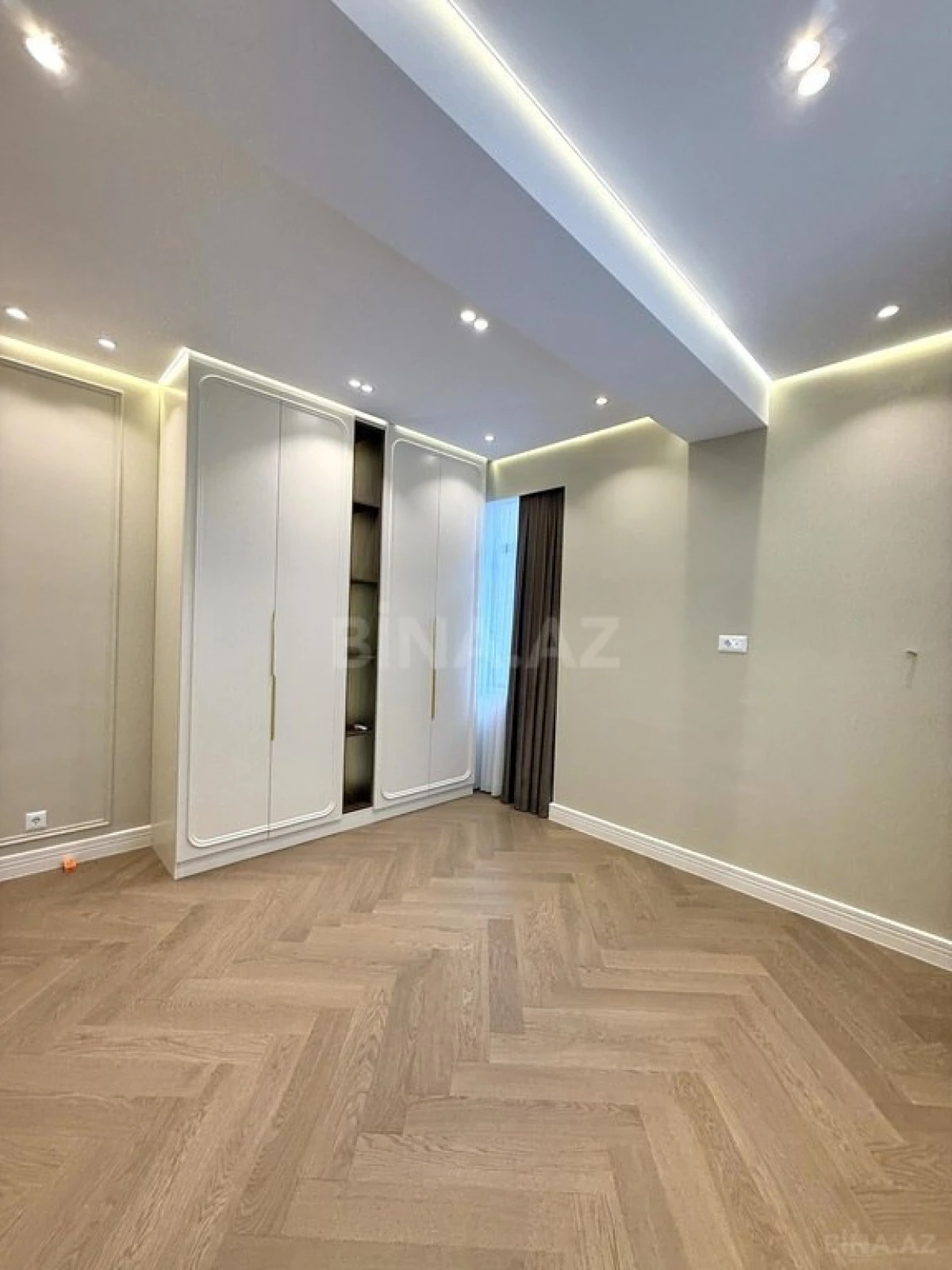 Satılır 3 otaqlı mənzil 85 m²