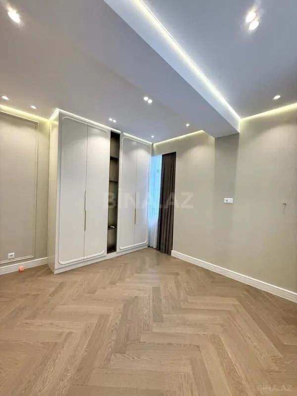 Satılır 3 otaqlı mənzil 85 m²