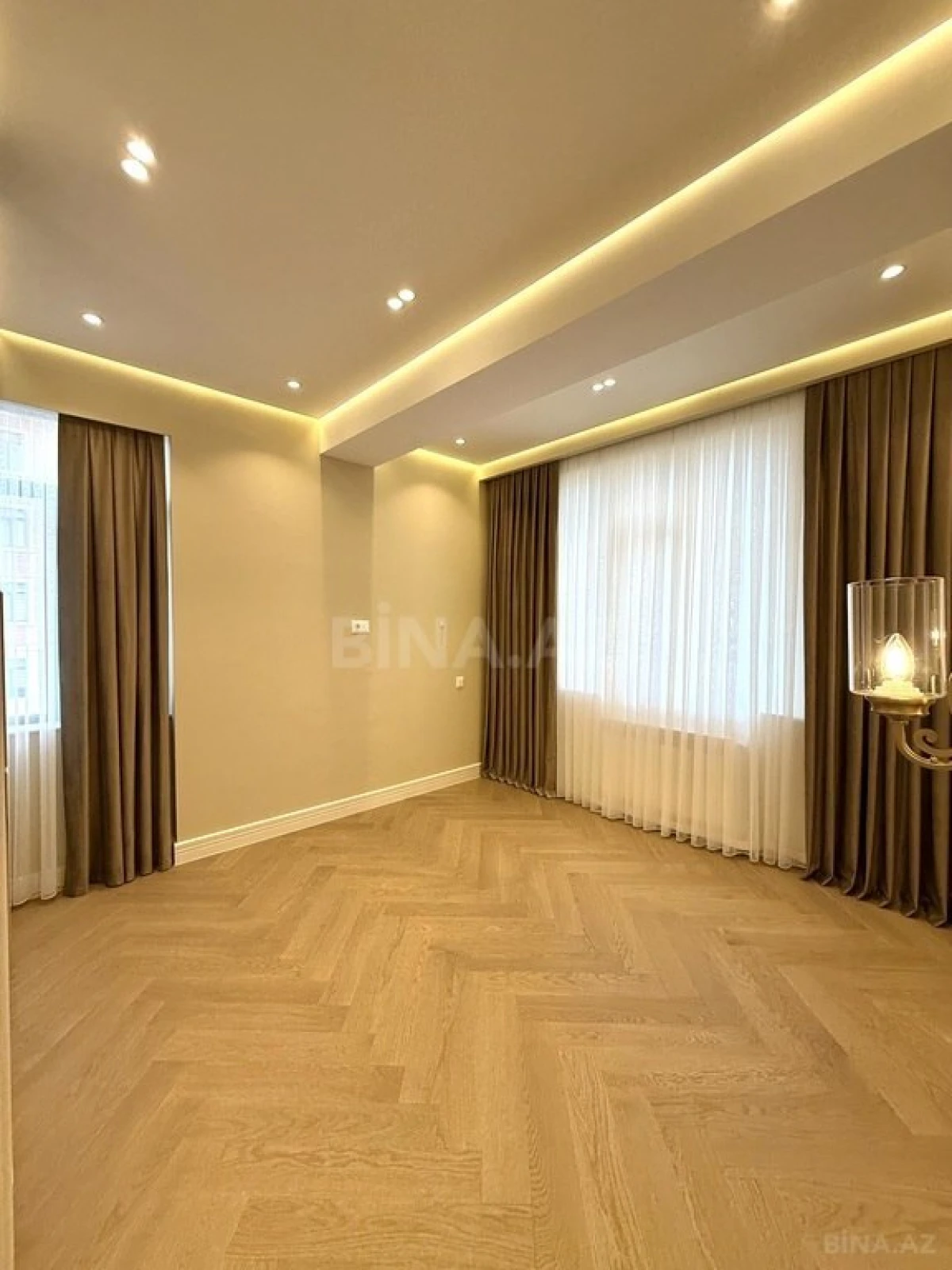 Satılır 3 otaqlı mənzil 85 m²