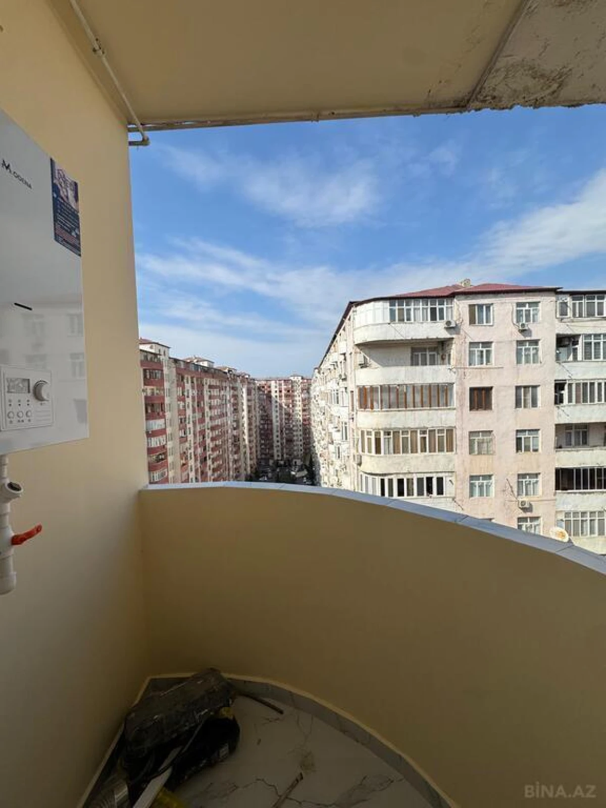 Satılır 2 otaqlı mənzil 62 m²
