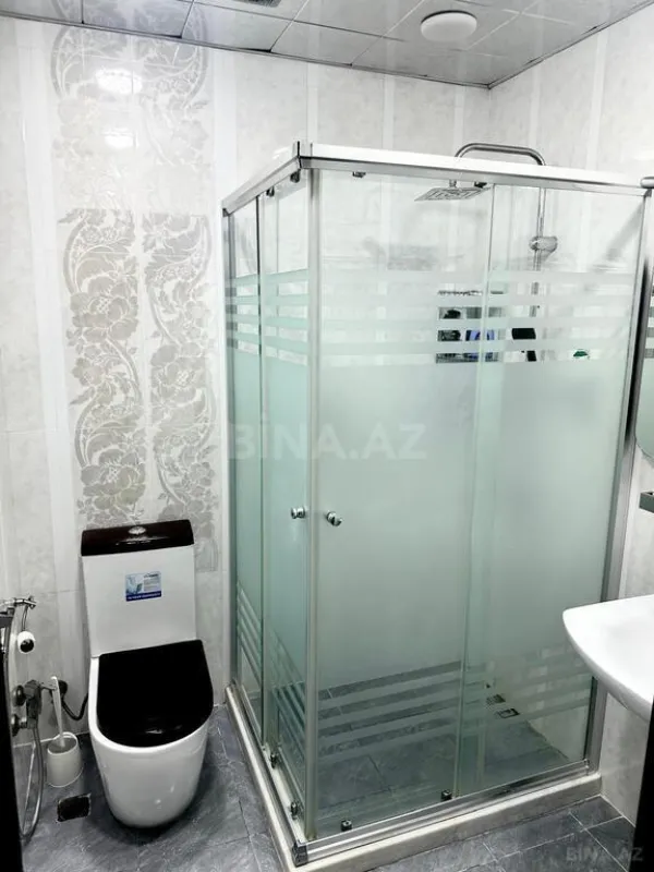 Satılır 3 otaqlı mənzil 140 m²