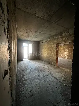 Satılır 5 otaqlı mənzil 230 m²