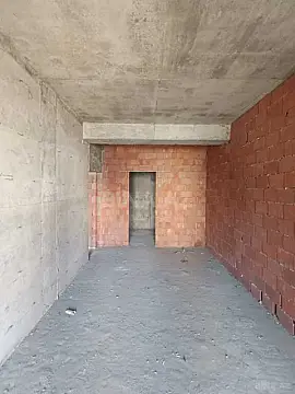 Satılır 4 otaqlı mənzil 181 m²