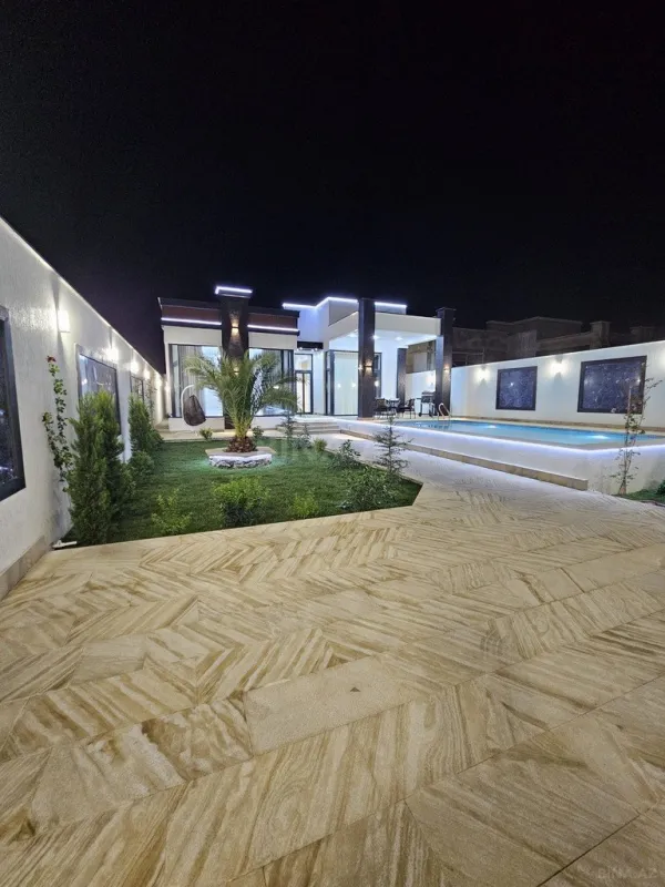Satılır 4 otaqlı həyət evi 160 m²