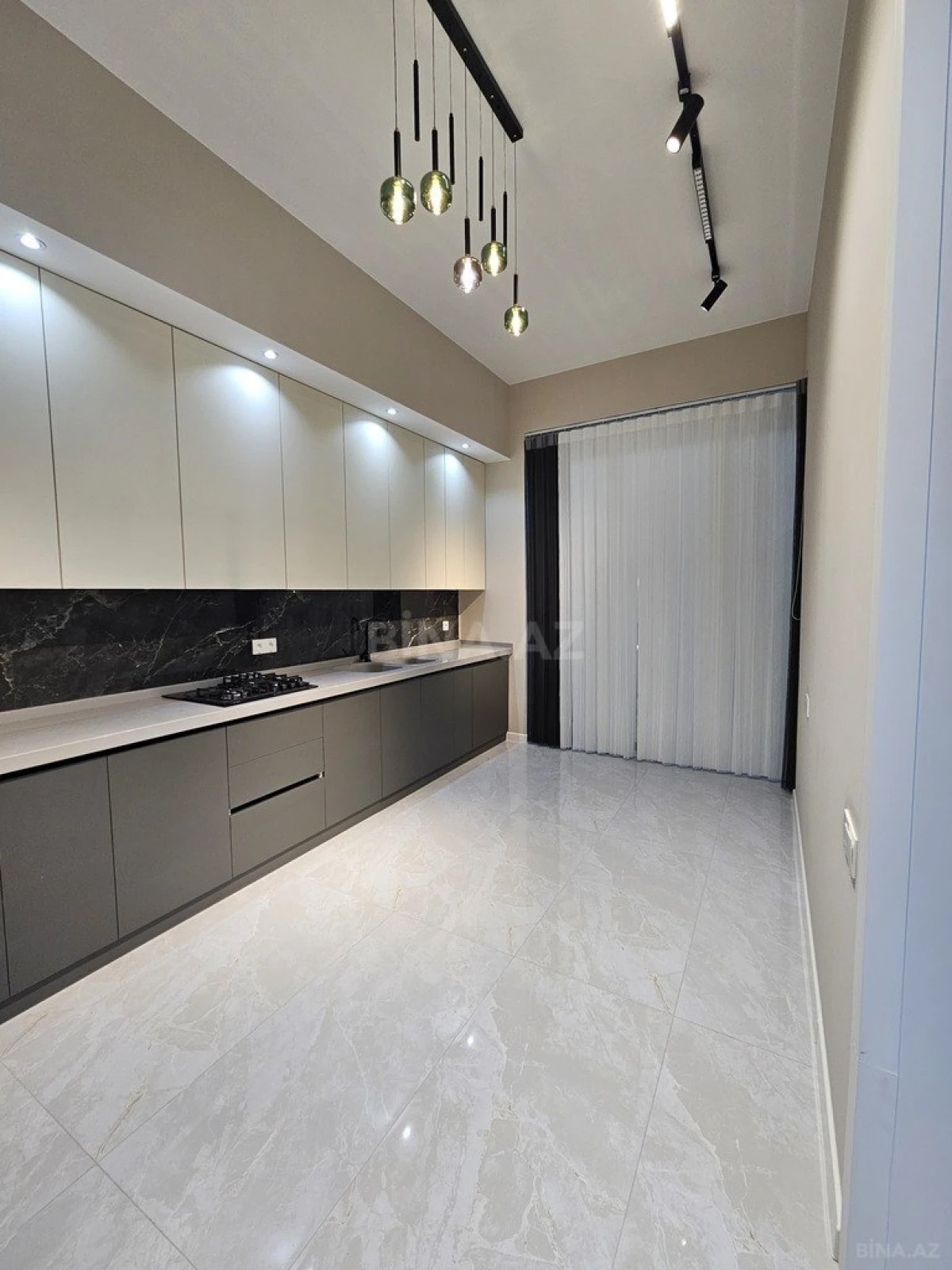 Satılır 4 otaqlı həyət evi 160 m²