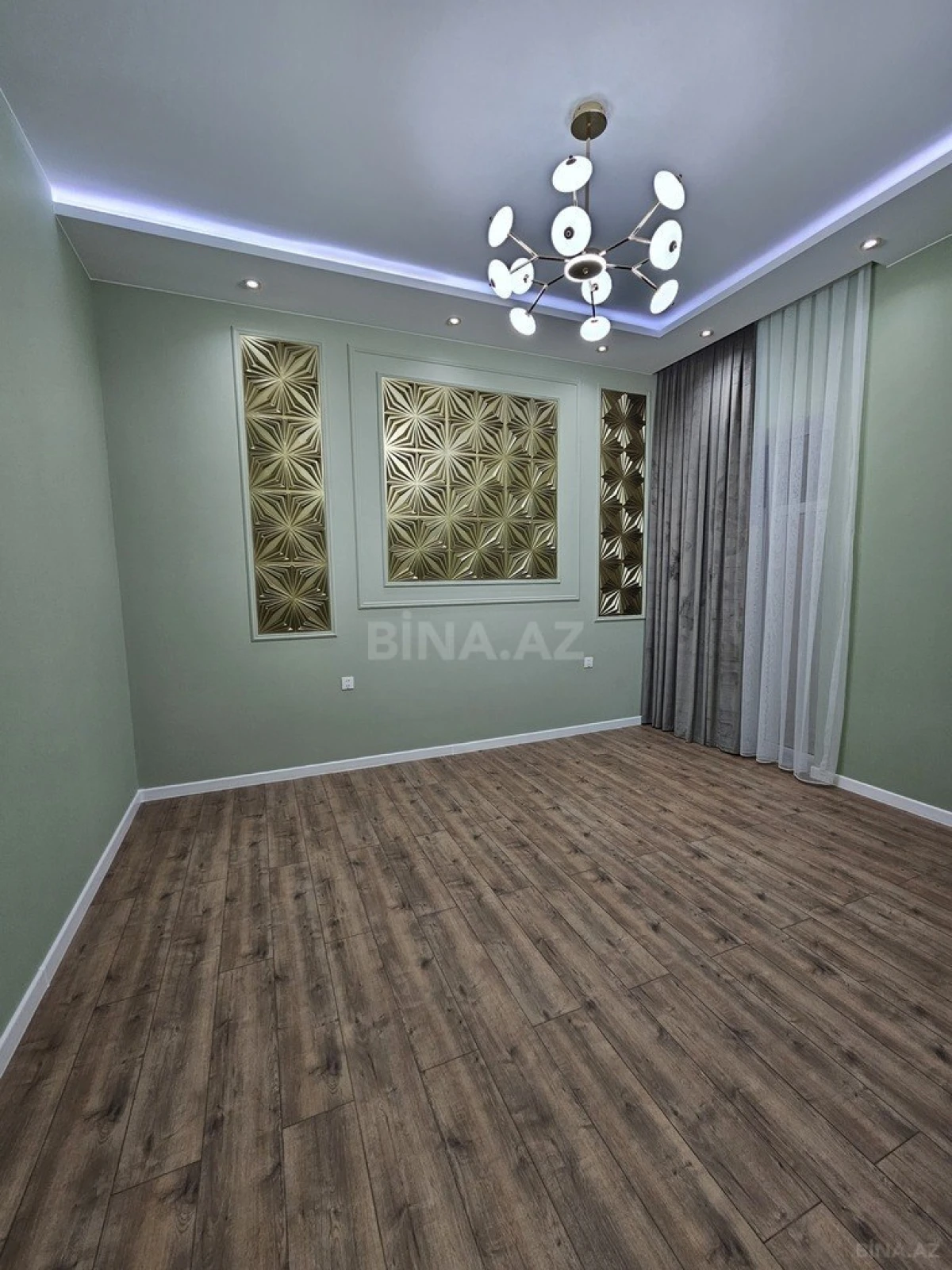 Satılır 4 otaqlı həyət evi 160 m²