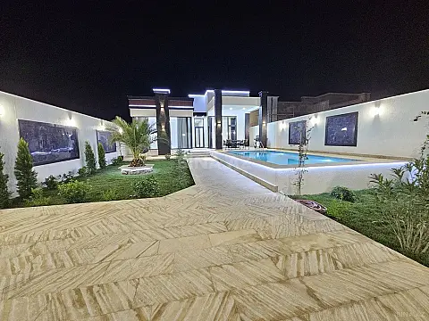 Satılır 4 otaqlı həyət evi 160 m² — Bakı, Şüvəlan 4 otaq 160.00 m²