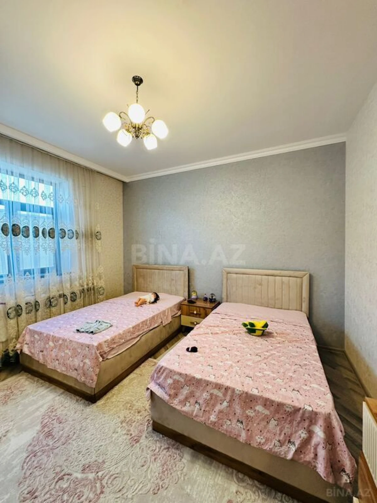 Satılır 4 otaqlı həyət evi 180 m²