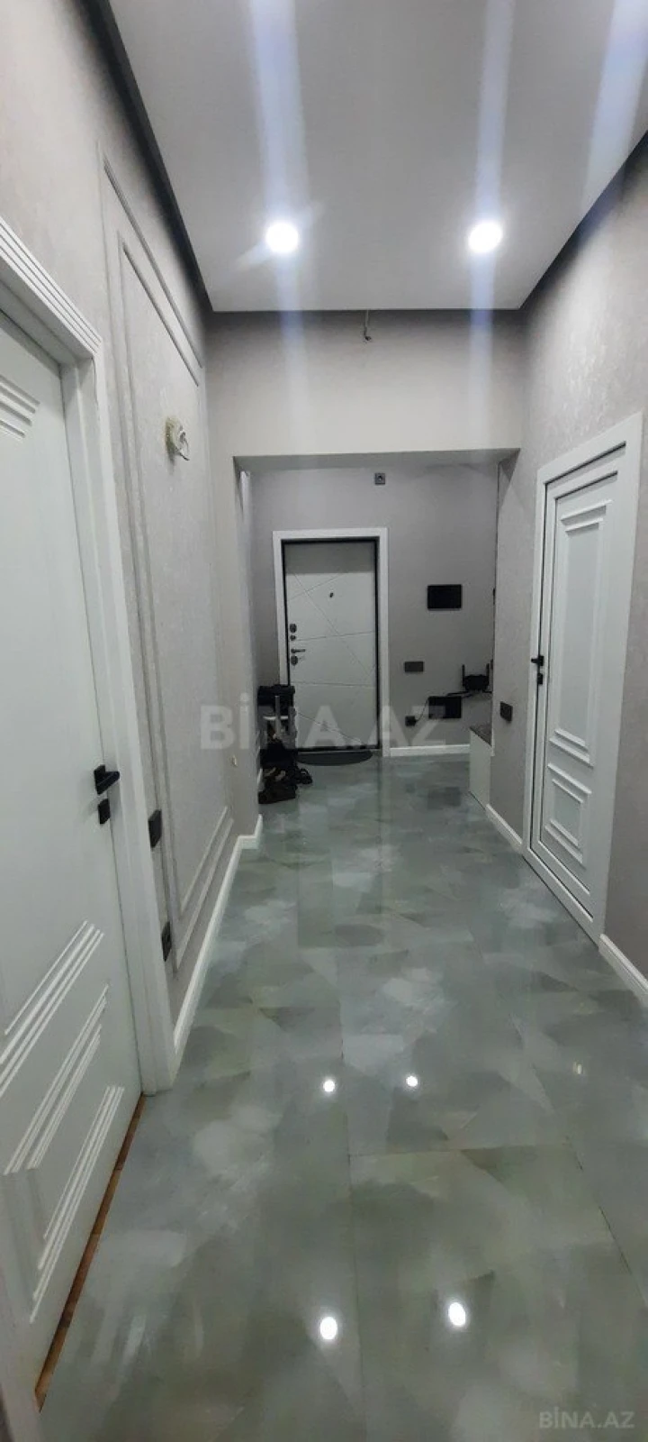 Satılır 3 otaqlı mənzil 74 m²
