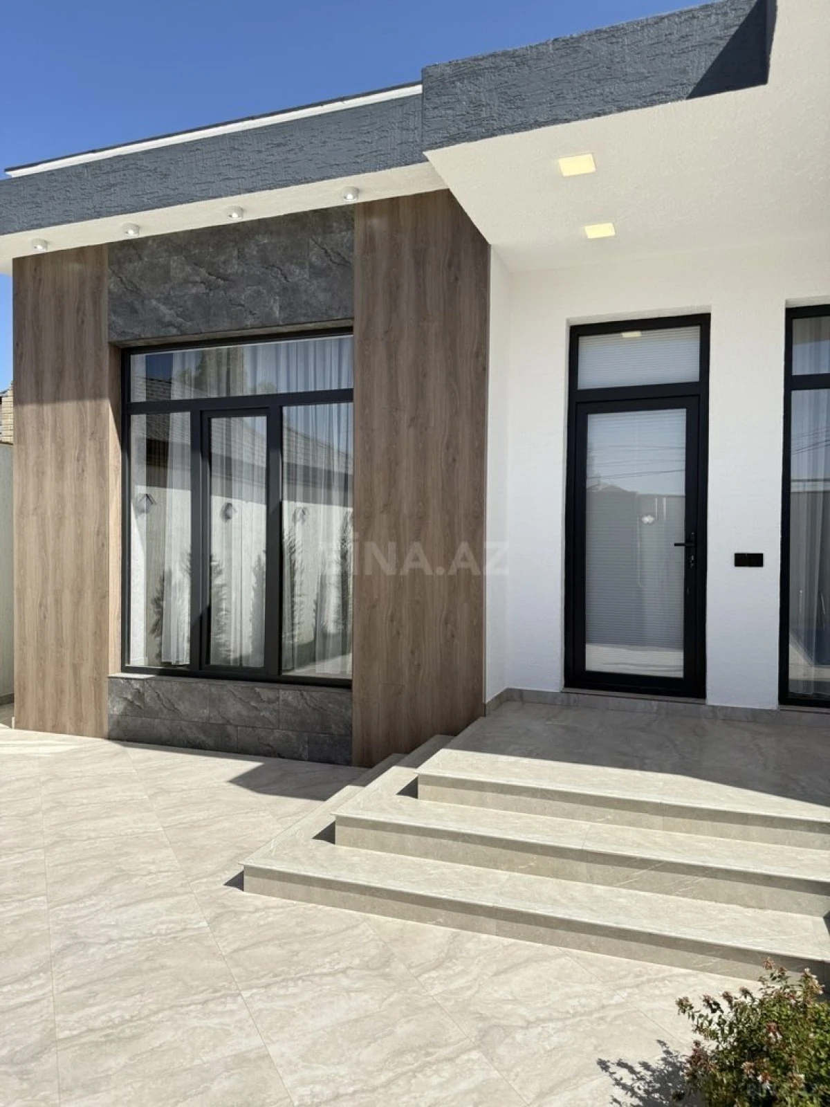 Satılır 4 otaqlı həyət evi 130 m²