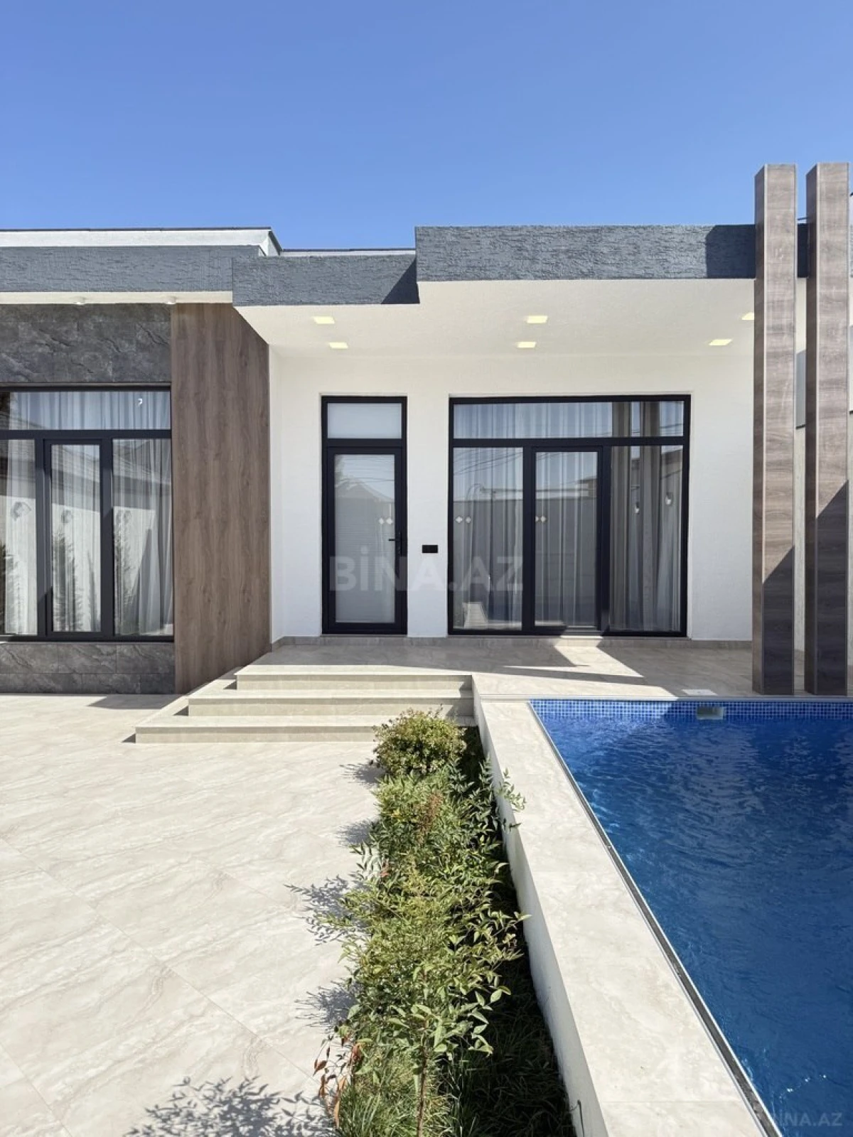 Satılır 4 otaqlı həyət evi 130 m²