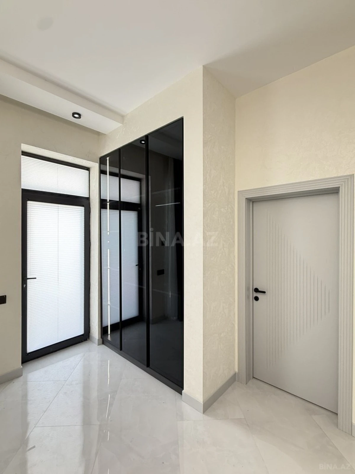 Satılır 4 otaqlı həyət evi 130 m²