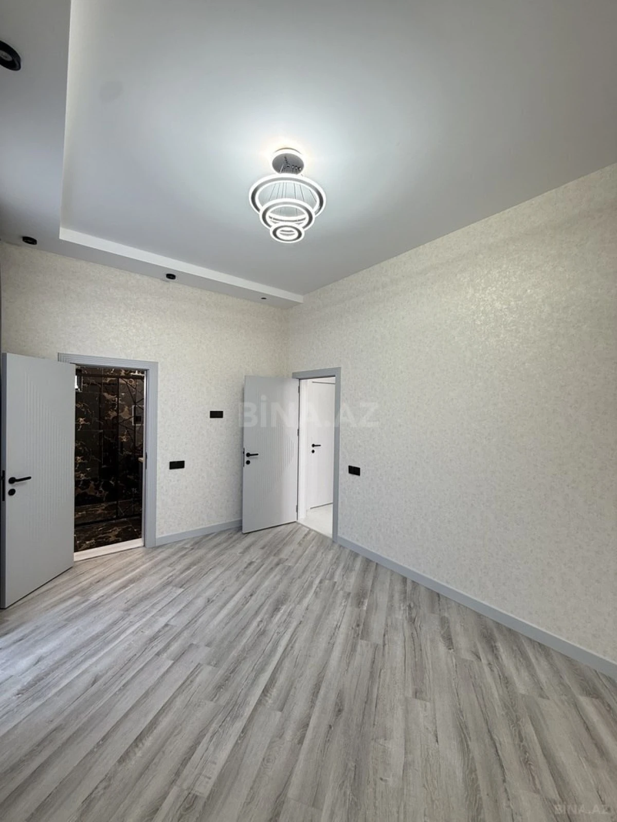 Satılır 4 otaqlı həyət evi 130 m²