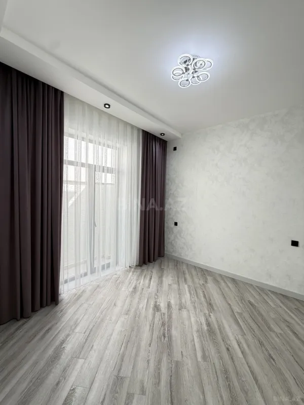 Satılır 4 otaqlı həyət evi 130 m²