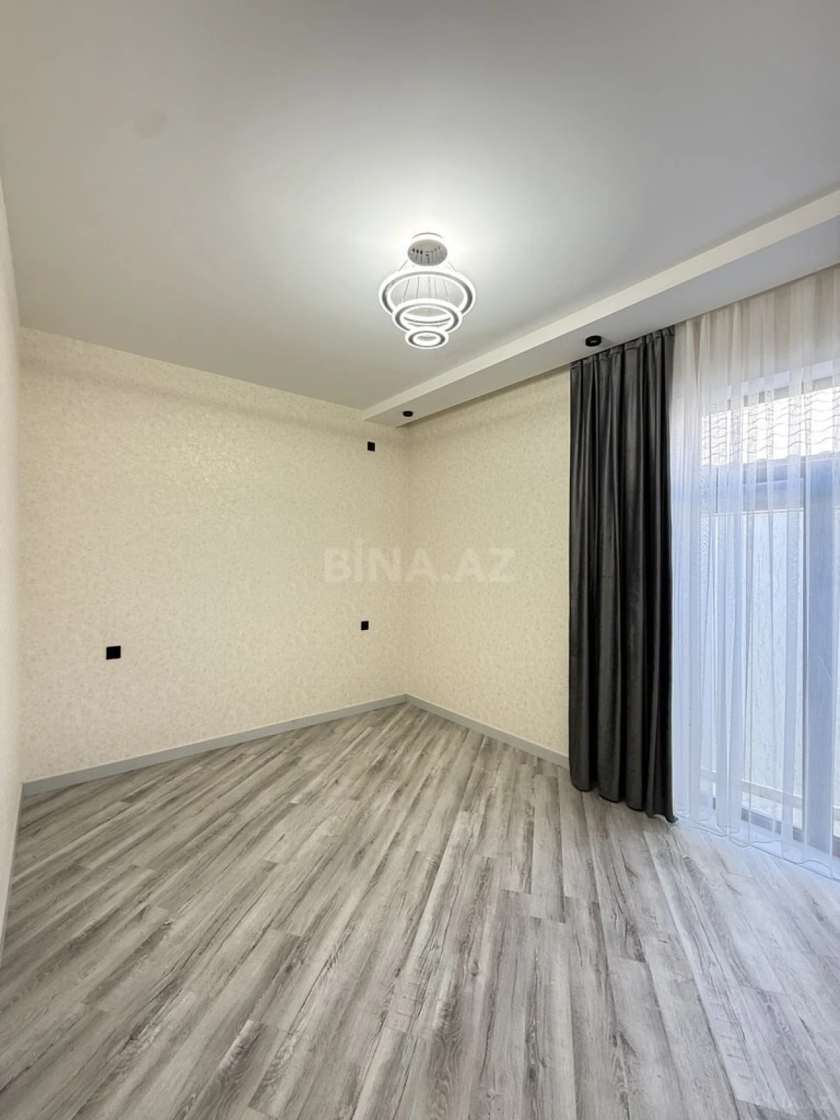 Satılır 4 otaqlı həyət evi 130 m²