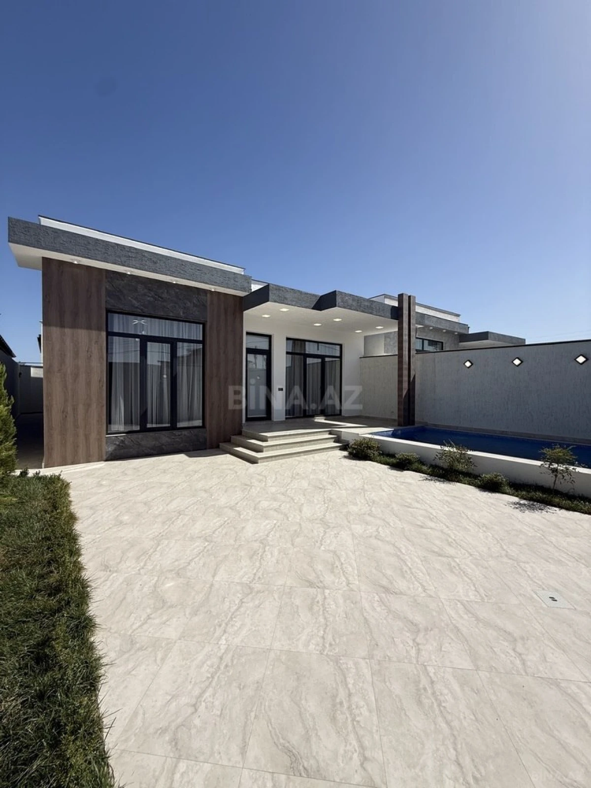 Satılır 4 otaqlı həyət evi 130 m²