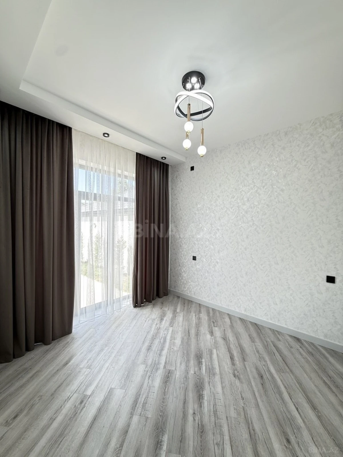 Satılır 4 otaqlı həyət evi 130 m²