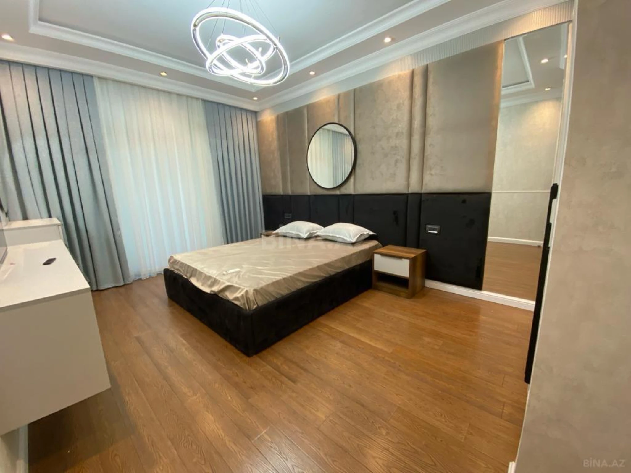 Kirayə verilir 2 otaqlı mənzil 110 m²