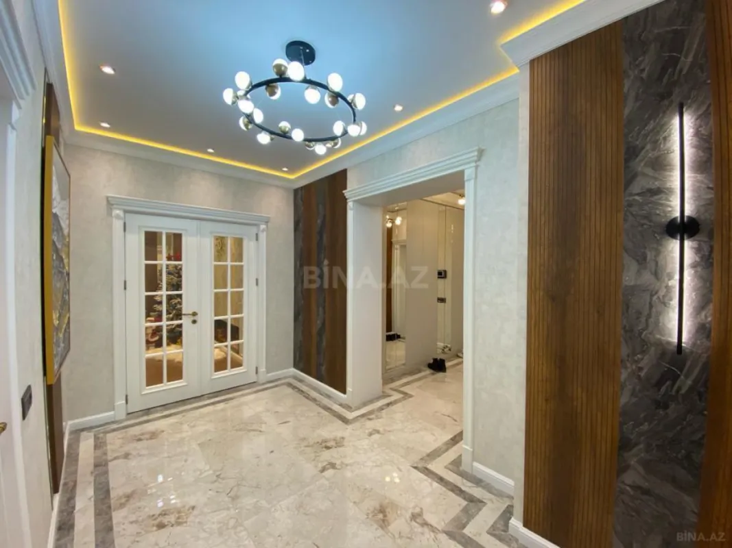 Kirayə verilir 2 otaqlı mənzil 110 m²