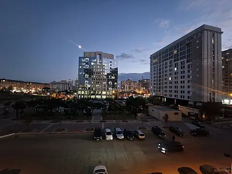 Satılır 3 otaqlı mənzil 127.1 m²