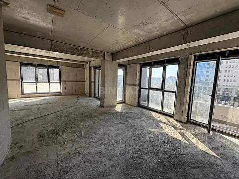 Satılır 3 otaqlı mənzil 127.1 m²