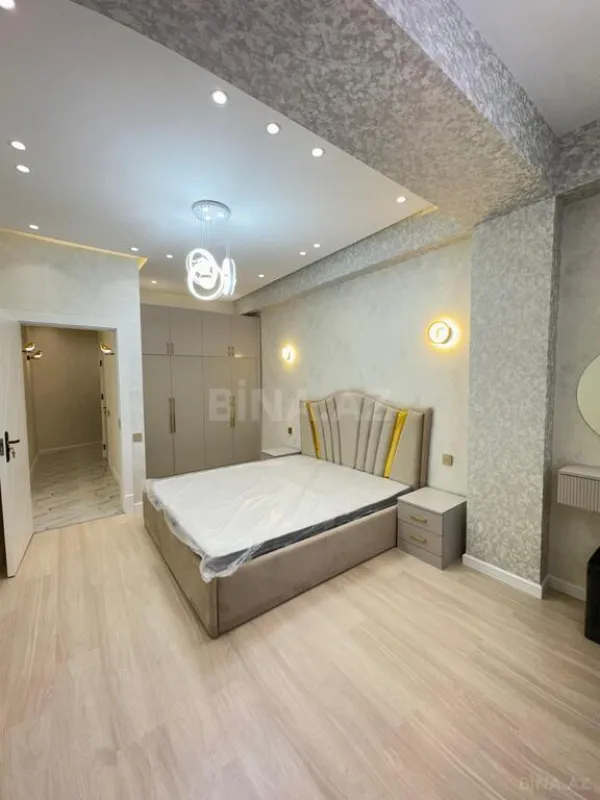Satılır 2 otaqlı mənzil 63 m²