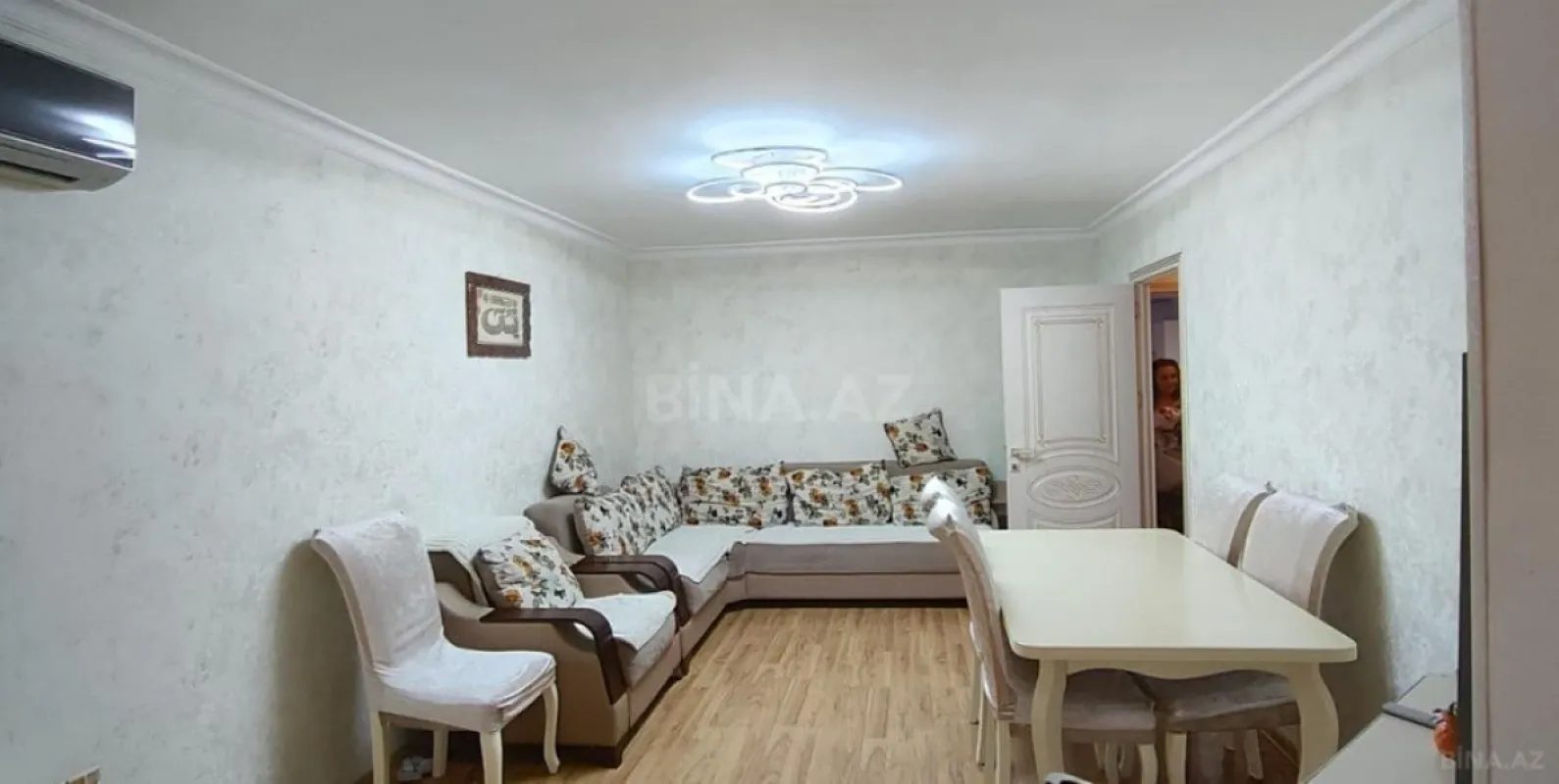 Satılır 3 otaqlı mənzil 70 m²
