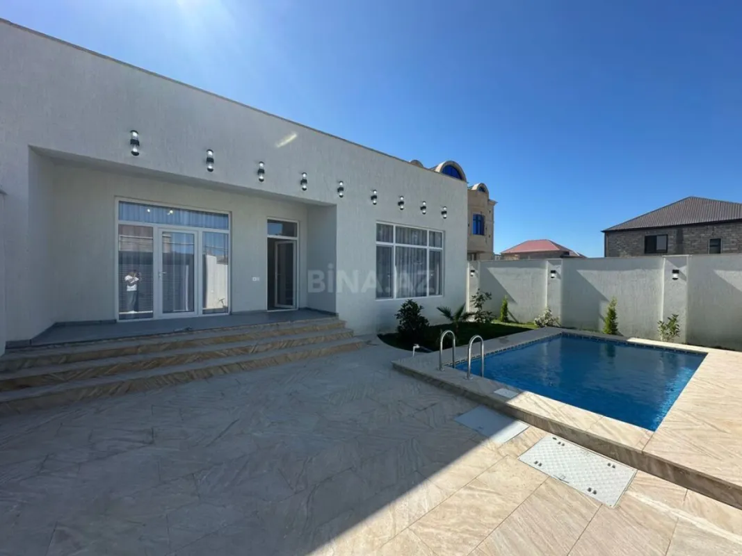 Satılır 4 otaqlı həyət evi 140 m²