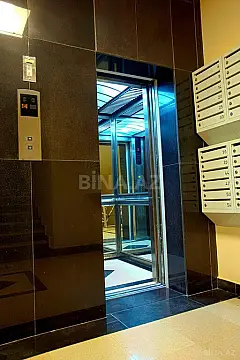 Satılır 4 otaqlı ofis 134 m²