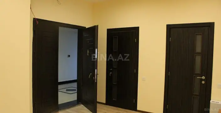 Satılır 4 otaqlı ofis 134 m²