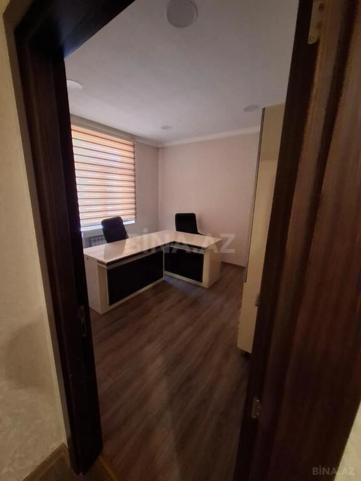 Satılır obyekt 380 m²
