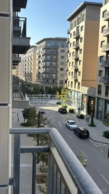 Satılır 3 otaqlı mənzil 118 m²