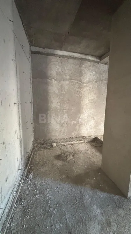 Satılır 3 otaqlı mənzil 118 m²