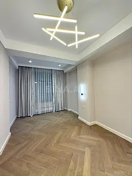 Satılır 3 otaqlı mənzil 134 m²