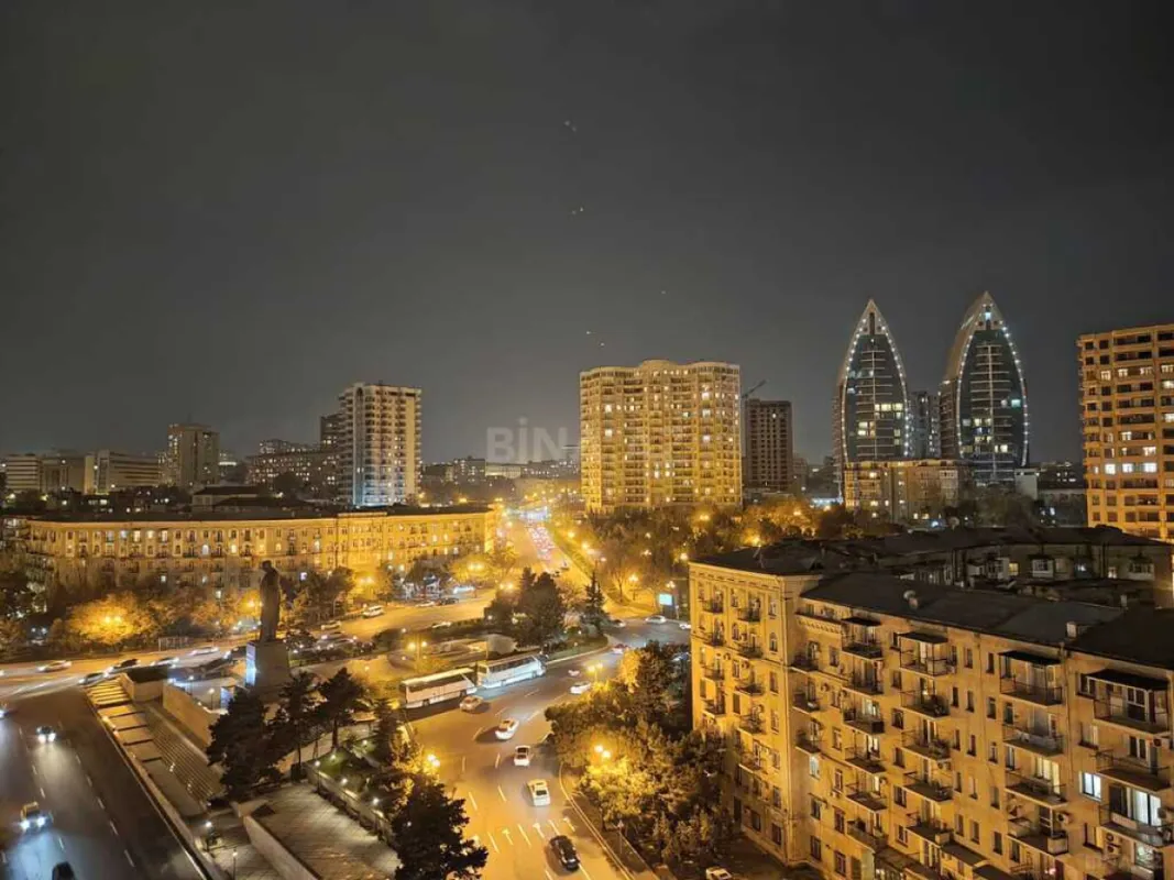 Kirayə verilir 4 otaqlı mənzil 230 m²